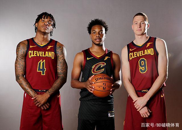 在关键洞争 在关键洞争